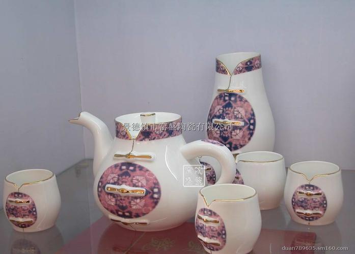 供应景德镇窑盛陶瓷唐装咖啡具,日用礼品瓷